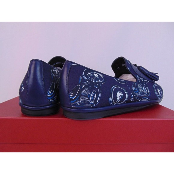 NIB SALVATORE FERRAGAMO FINNEGAN BLUE MOTORCYCLE PRINT FABRIC TASSEL LOAFERS 10 main image 8
